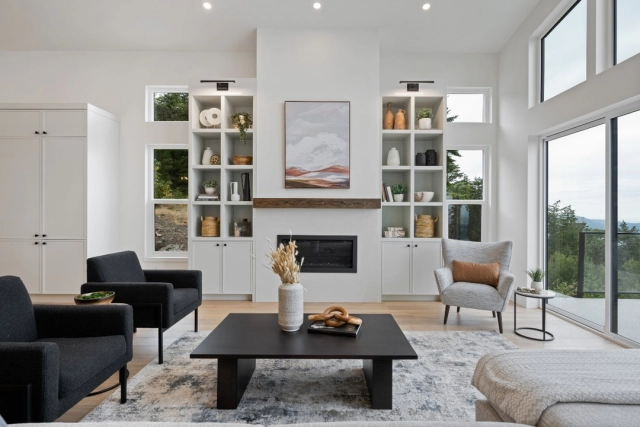 This gorgeous living room is cozy and inviting